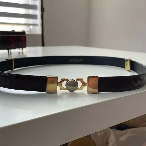 Vintage Cuero Vaca Industria Argentina Dark Brown Leather Belt w/Gold Hardware - Picture 4 of 12